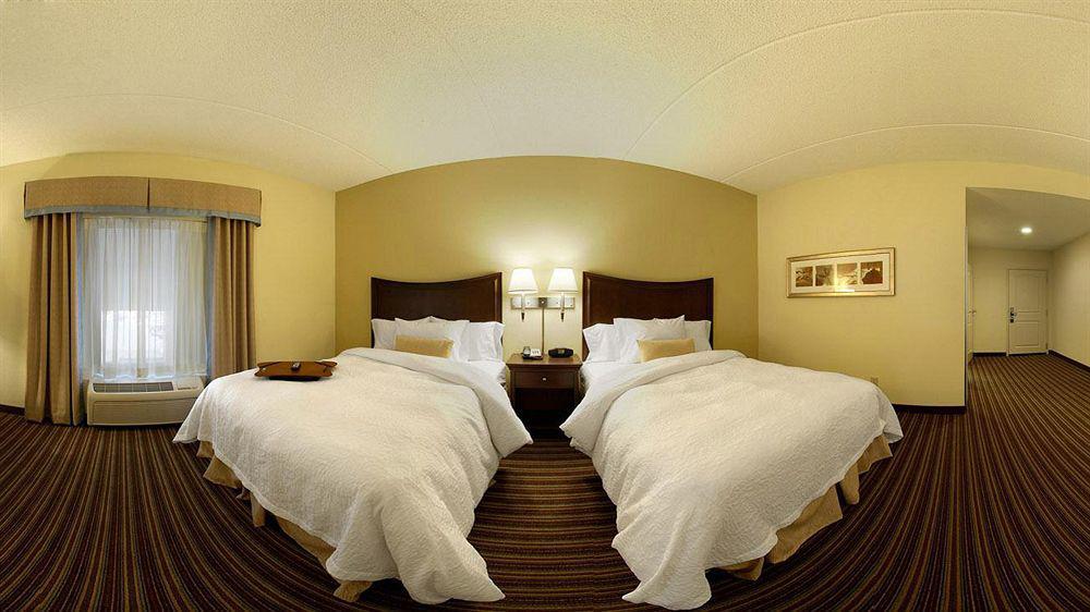 Hampton Inn Gainesville-Haymarket Eksteriør bilde