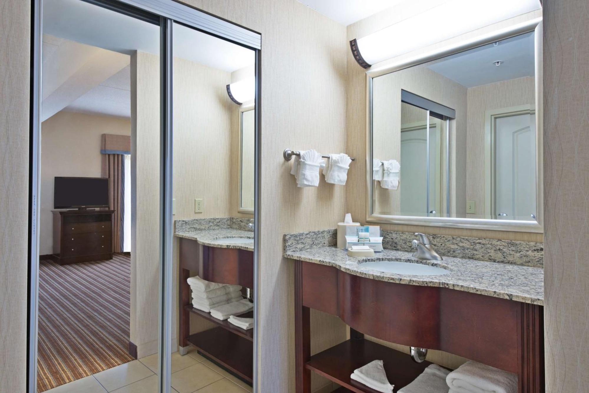 Hampton Inn Gainesville-Haymarket Eksteriør bilde