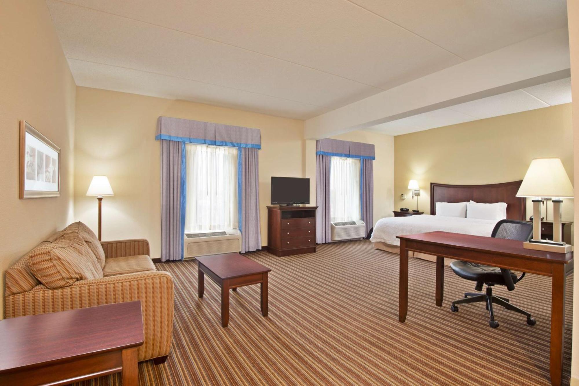 Hampton Inn Gainesville-Haymarket Eksteriør bilde