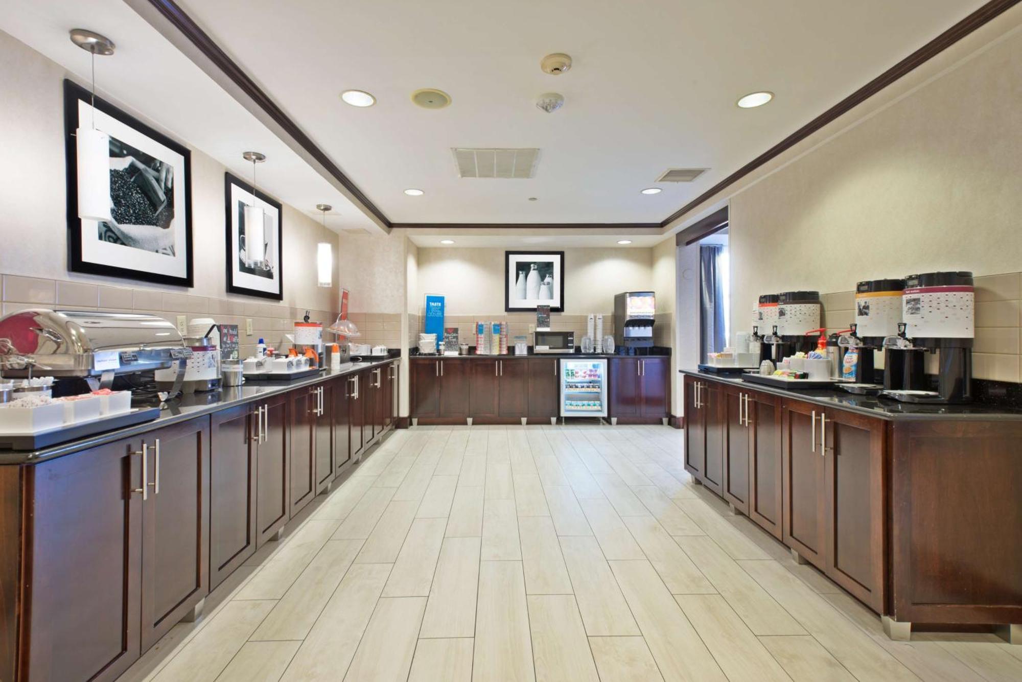Hampton Inn Gainesville-Haymarket Eksteriør bilde