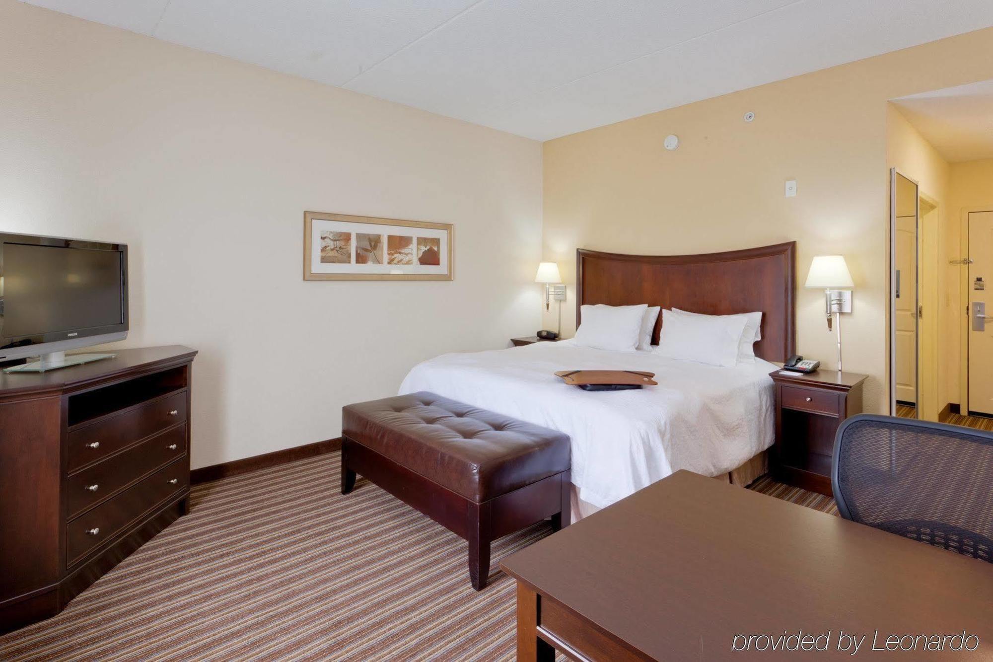 Hampton Inn Gainesville-Haymarket Eksteriør bilde
